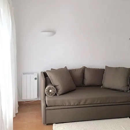 아파트 The Desmais 칼라 갈다나