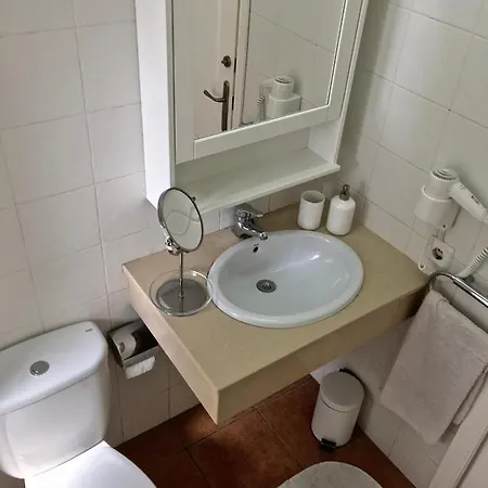 The Desmais 칼라 갈다나